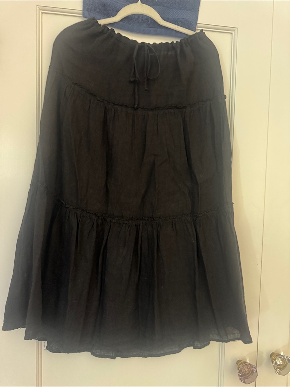 cut loose Black Tiered A-Line Midi Skirt